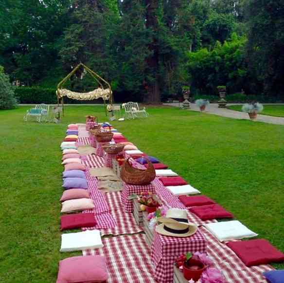 Tem algo mais chic do que este "picnic" ?