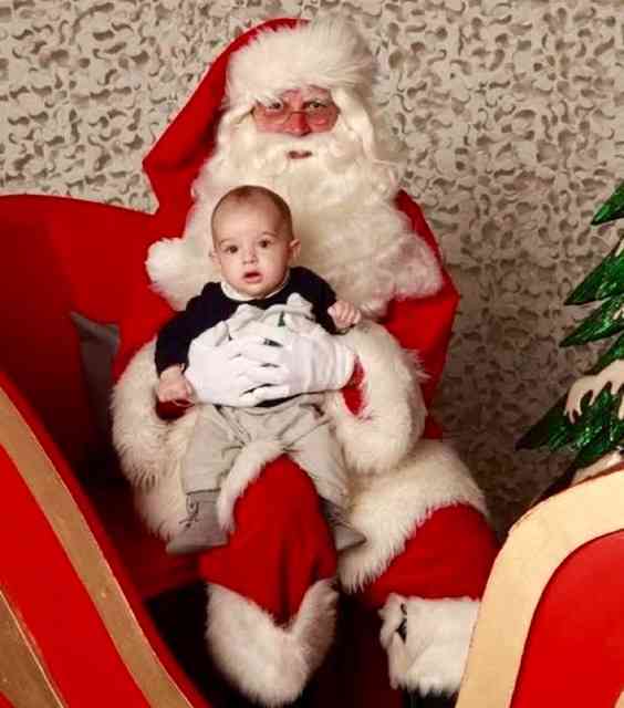 O "pequeno príncipe" sueco Nicolau curtindo a magia do natal!